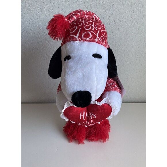 Peanuts SNOOPY Valentines Greeter Heart Pajamas And Slippers Hat Hugs Kisses NEW - Picture 2 of 13